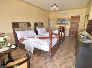 Inn and Suites at Roz and Angeliques