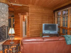 Falling Waters Lodge