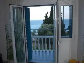 Xenia Apartment