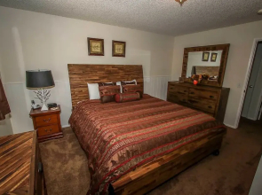 Grizzly Bear Inn 1546 by RedAwning