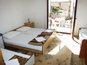 Apartments Primorac Podaca
