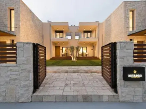 Botargo Suites