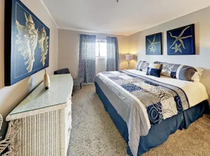 Hilton Head Resort 3117 by RedAwning