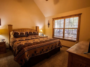 Lazy Pines Lodge by RedAwning
