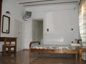 Fani Rooms