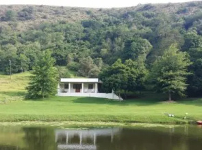 Somerset Gift Getaway Farm