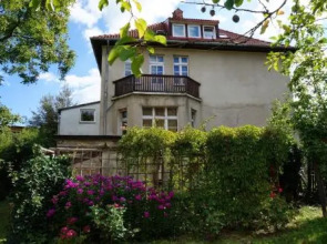 Garden Hostel