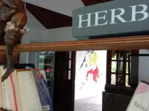 Herbs Guest House - Adults Only