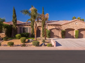 Desert Grove by Avantstay Oasis Retreat w/ Pool & BBQ Grill!