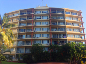 Cullen Bay Resort
