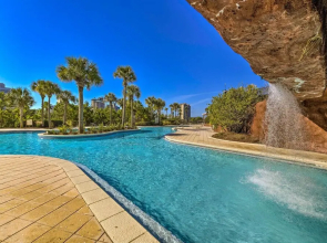 Sandestin Resort Condo w/ Balcony & Views!