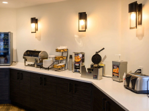 Days Inn by Wyndham Sarnia Harbourfront