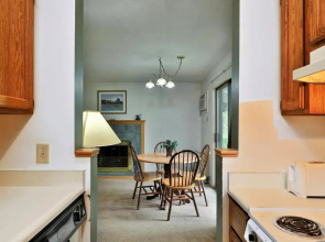 Deluxe Two Bedroom Suite on the 1st floor with outdoor heated pool 1314
