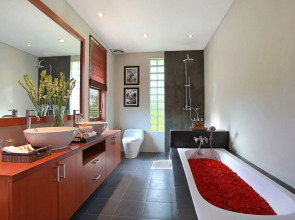 Nyanyi Sanctuary Villa by Ini Vie Hospitality