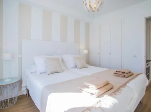Flower beach suites 17