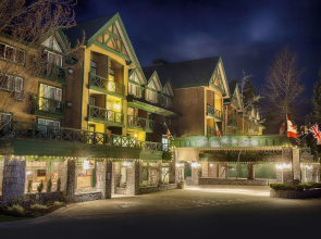 Pinnacle Hotel Whistler Village