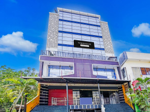 Super Townhouse Zero Mile Gandhi Setu Formerly Classic Court