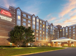 Hampton Inn & Suites by Hilton Downers Grove Chicago