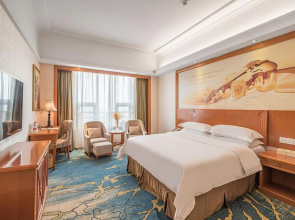 Vienna Hotel Zhengzhou Airport Branch