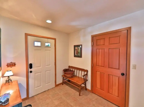 Wapiti Drive Townhome by RedAwning