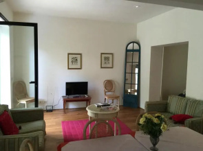 Florence Garden Apartment