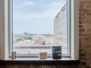 GA Living Suites- Downtown Dallas Corporate Suites