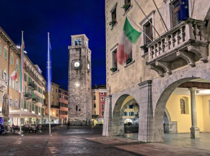 Paulie Apartment in Riva del Garda