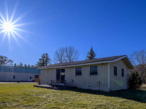 Gale River Motel