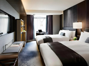 Royal Plaza Hotel