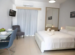 Valentina Apartments Central Paphos Beach Stay 2
