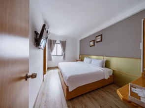 Отель Happy Life Green