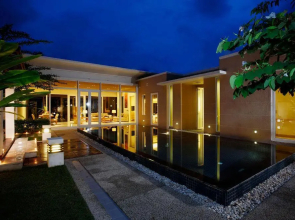 Splash Beach Villa Resort