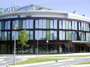 Jardines de Uleta Suites