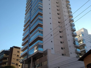 Edf Gil Nogueira - Praia do Morro - GUARAPARI - ES - Brasil - 4º Andar TELA Proteção - FRENTE Sol Manhã - 02 quartos com Split - WIFI - Varanda Gourmet com CHURRASQUEIRA - 02 elevadores - 01 Vaga - PISCINA - Sauna - Portaria 24 HRS - 50m da Praia do Morro