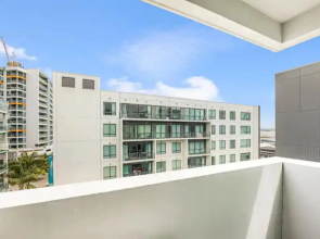 Central Two-Bedroom Apartment Close To Spark Arena
