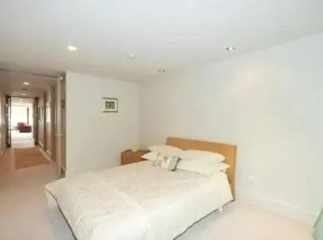 Silver Cloud Luxury Apartment