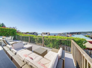 Sun-soaked Sandy Point Haven w/ Beach Access!