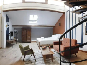 La Maison des Seigneurs