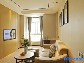 Yiman Hotel (Foshan West Railway Station Shadi Airport)