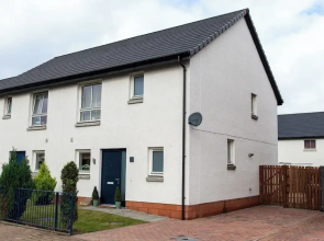 3br-sleeps6-parking-garden-citycentre