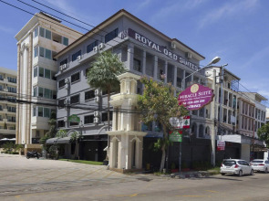 Royal Q&D Suites Hotel