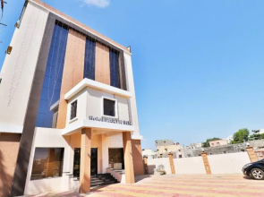 Hotel Parth Inn By OYO Rooms