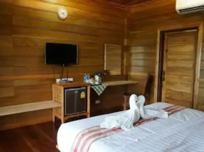 Lamoon Villa by the River