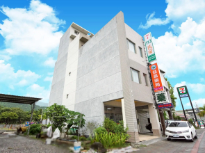 7113 hotel