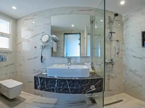 Xperience Kiroseiz Parkland Resort