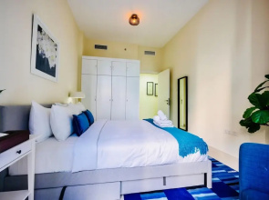 Beautiful Chic Apt w Full Marina View Nxt 2 Beach
