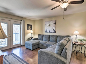 Inviting Branson Condo w/ Resort Amenities!