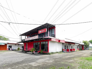 RedDoorz @ Bypass Town Square Mojokerto