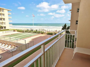 Sea Coast Gardens III 207 Apartment 2