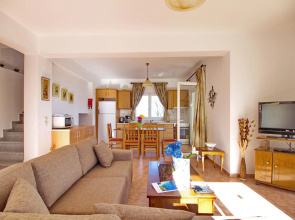 Villa Dimitra in Spartia
